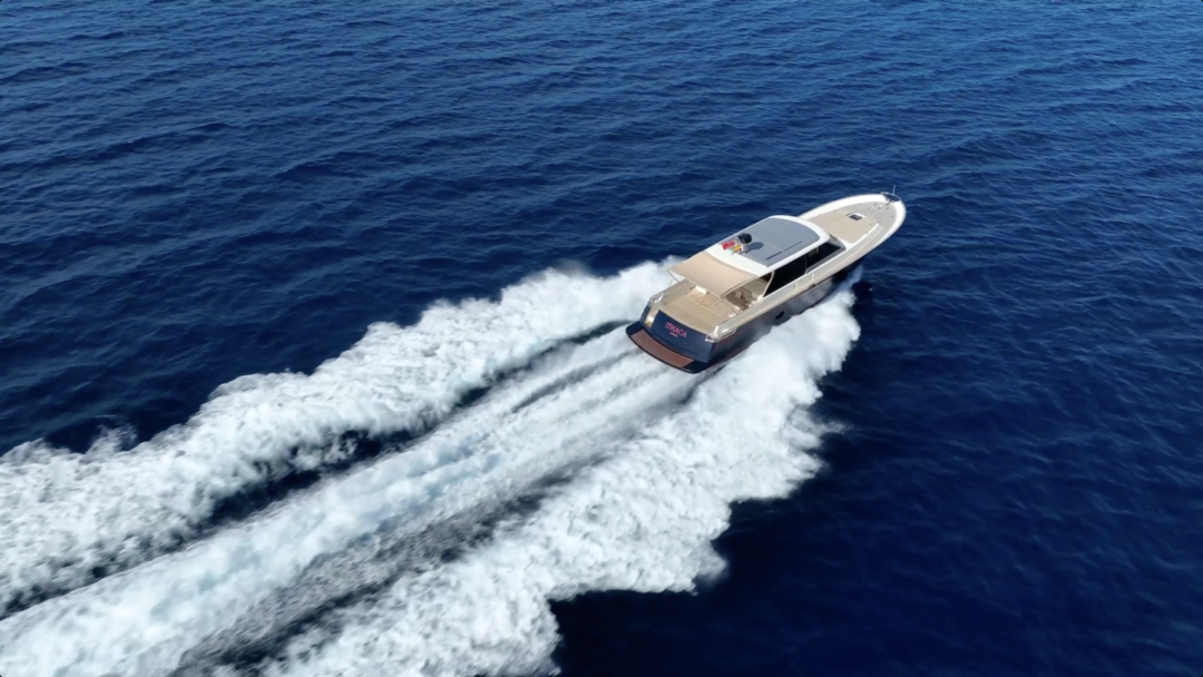 MOONRIDE – YACHT DESIGN
